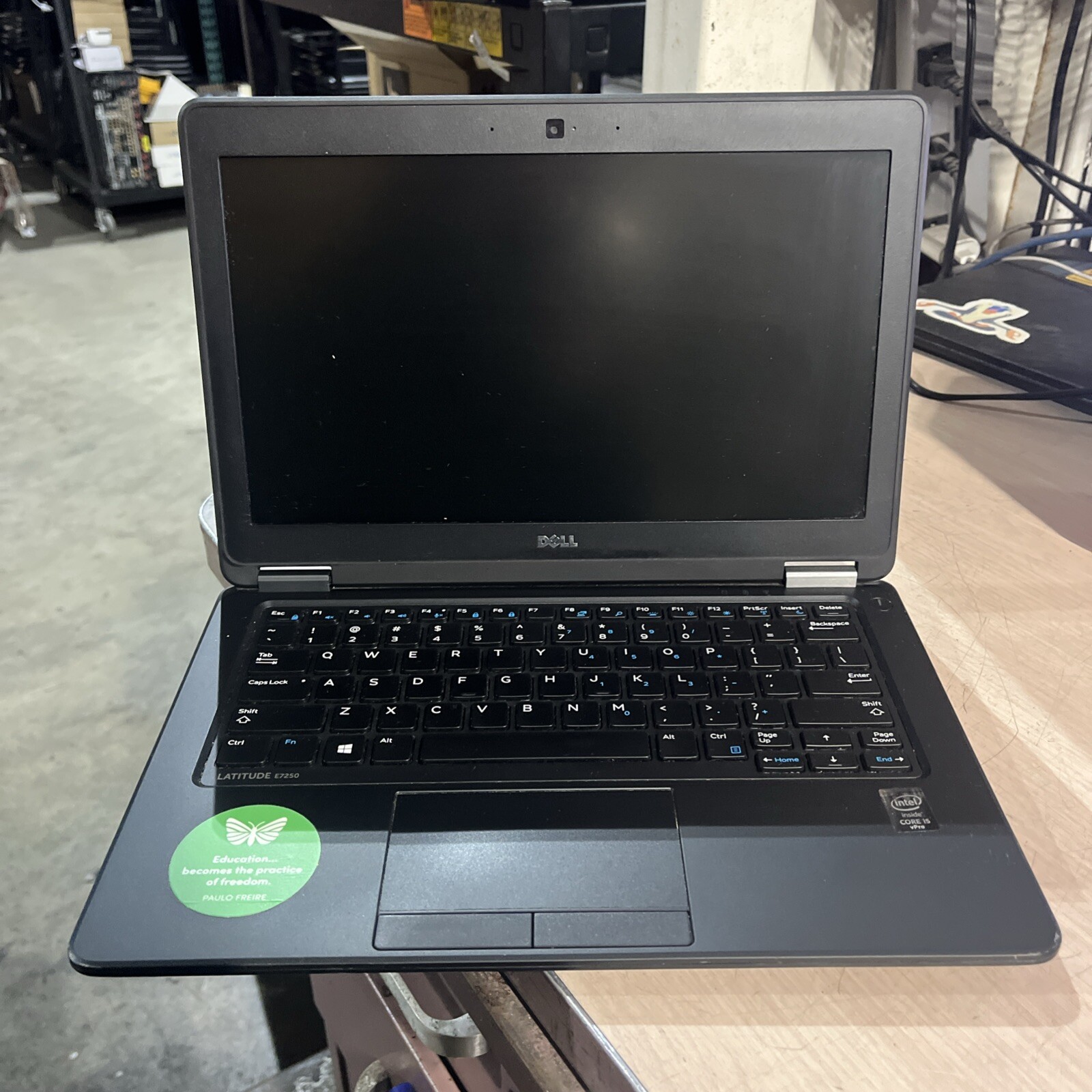 DELL LATITUDE E7250 INTEL CORE I5-5300U 2.30GHZ 8GB RAM NO HD