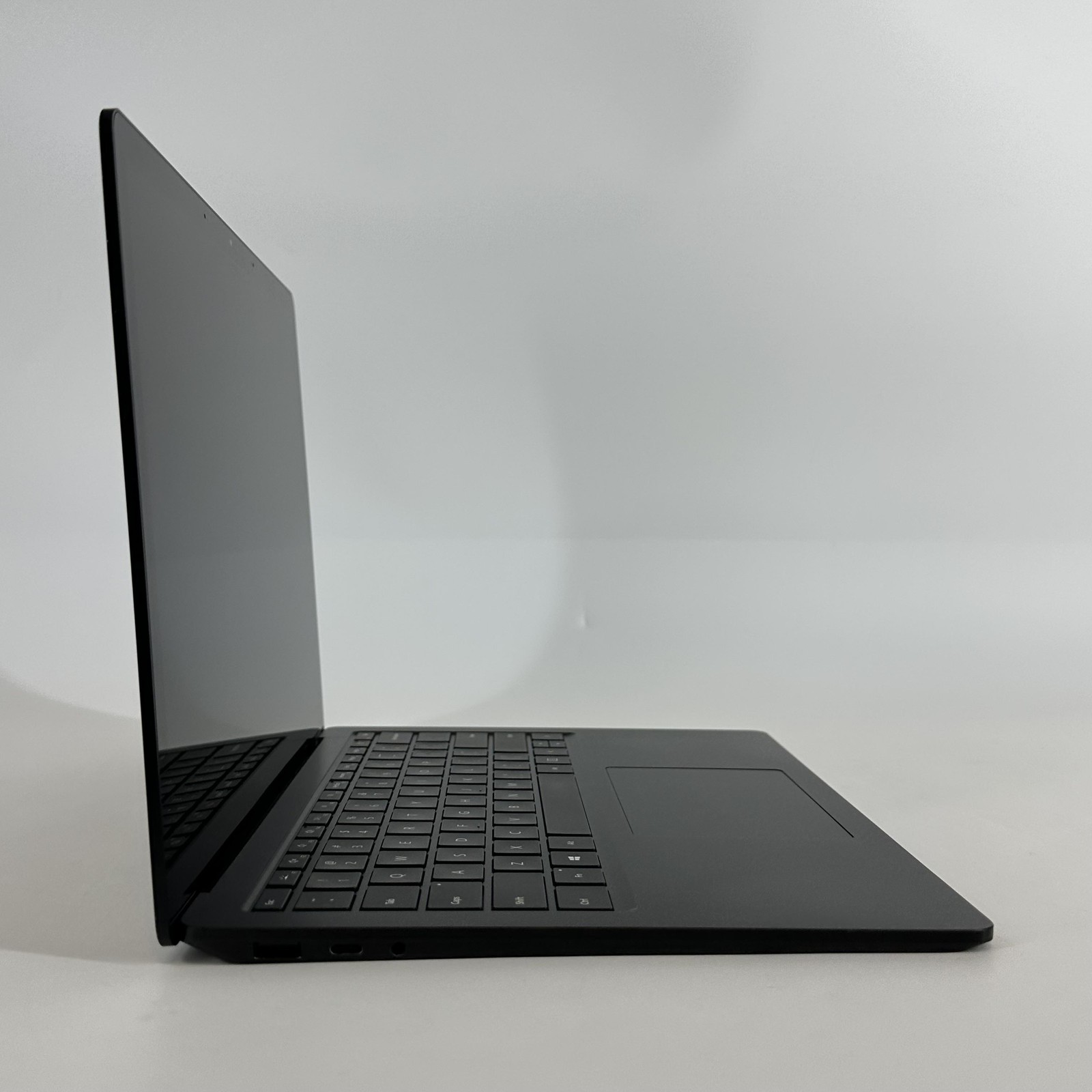 Microsoft Surface Laptop 3 13.5 2K TOUCH i7-1065G7 1.30GHz 16GB 256GB – Good