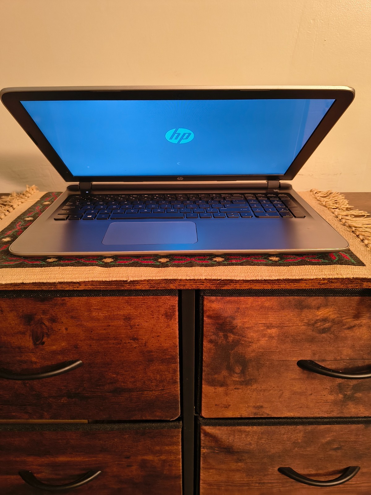 HP Pavilion 15-ab223cl touch/bklt KB Core i5-5200U@2.2GHz 12GB 192GB SSD Wn11Hm