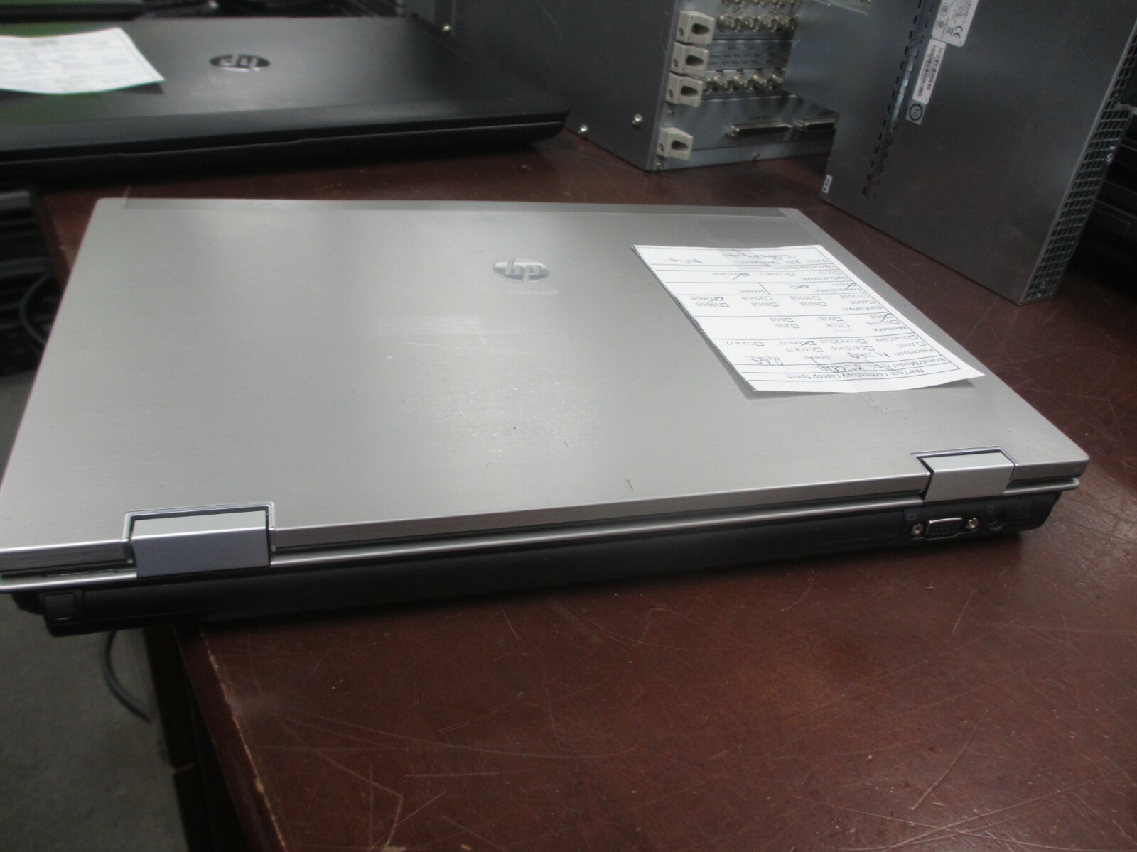 HP ELITEBOOK 8540P i5 M560 2.67GHz 4GB 320GB DVD-RW Laptop w/ AC [NO WEBCAM/OS]