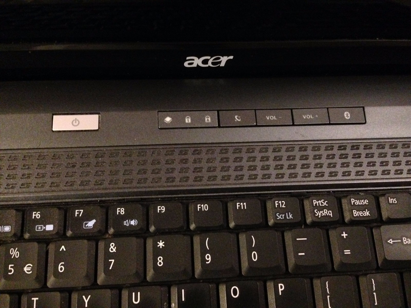 Acer Aspire 5735-4624 Laptop COMPUTER WORKS Fine may Laptop Easy to use