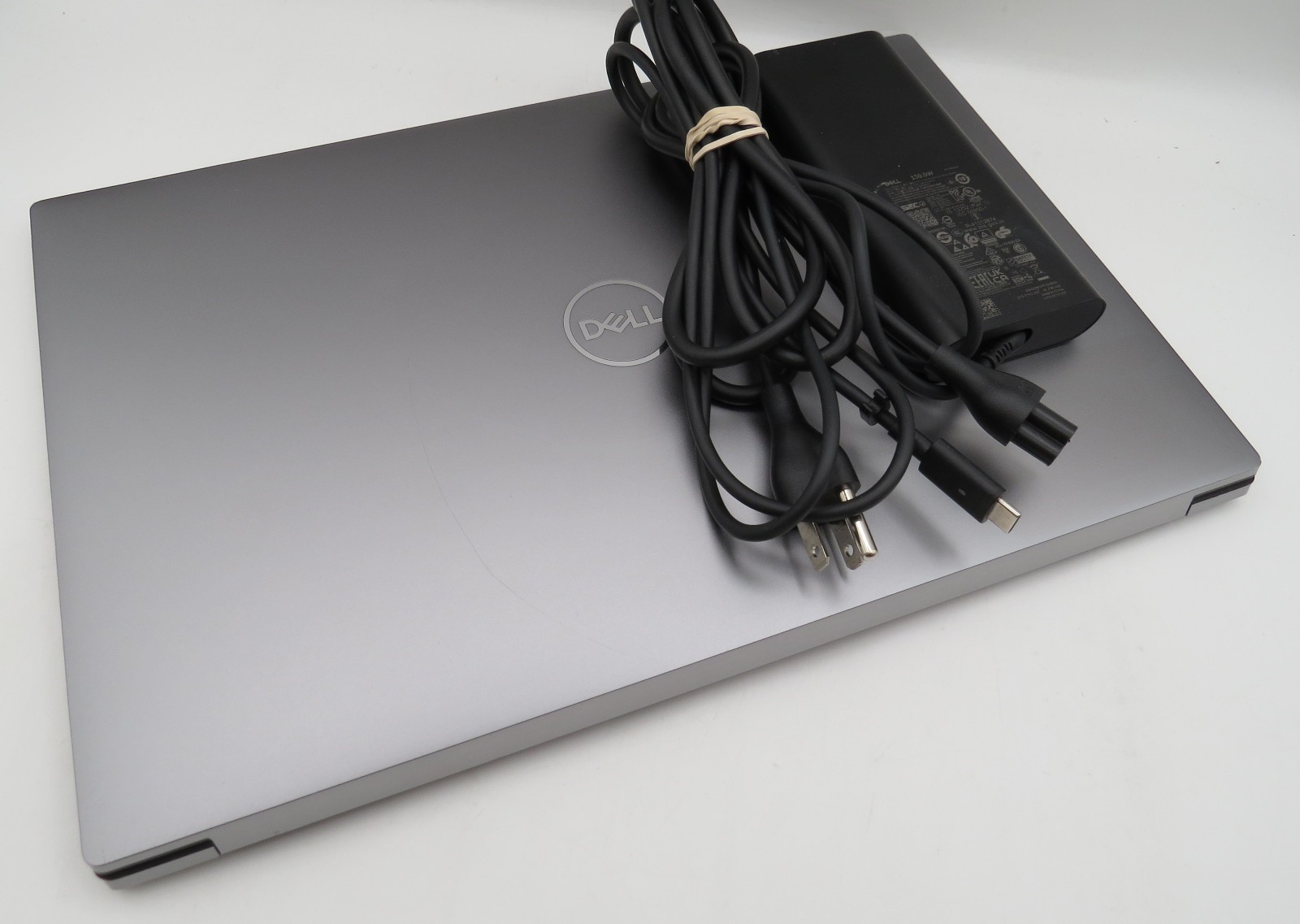 Dell Precision 5560 | i9-11950H @ 2.6GHz | 8GB RAM | 128GB m2 | RTX 2000 | Parts