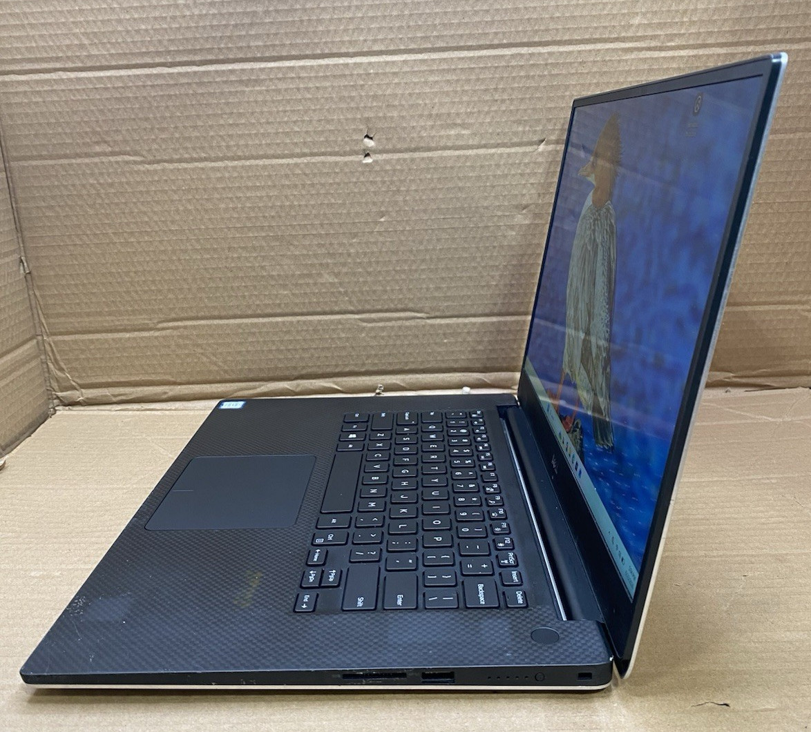 Dell XPS 15 9570 15.6″ Core i7-8750H @ 2.20GHz 16GB RAM 256GB SSD Windows 11 Pro