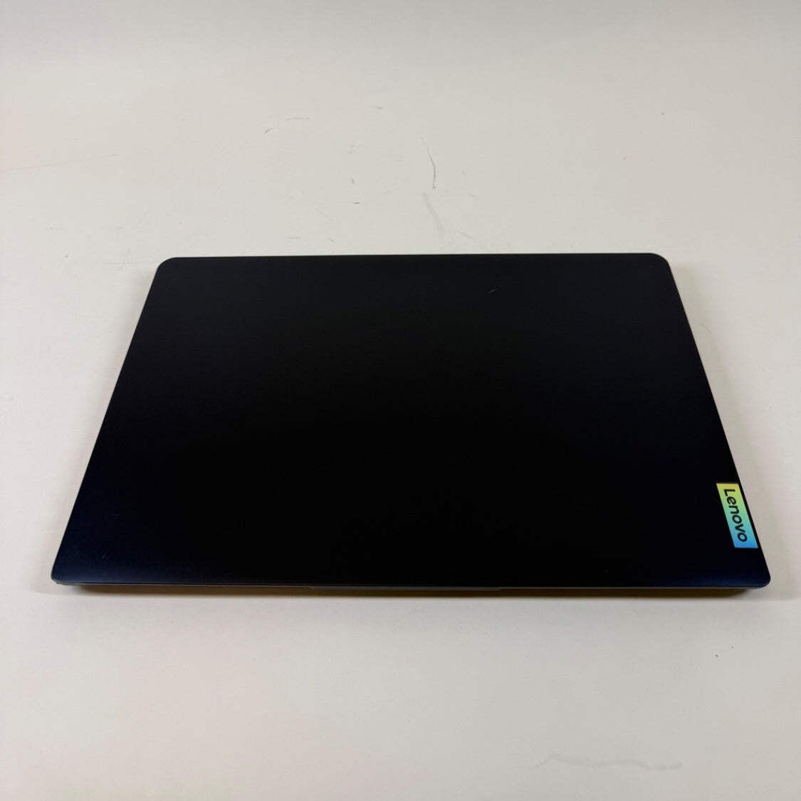 Lenovo IdeaPad 1 15AMN7 15.6″ Ryzen 5 7520U 2.8GHz 8GB RAM 256GB