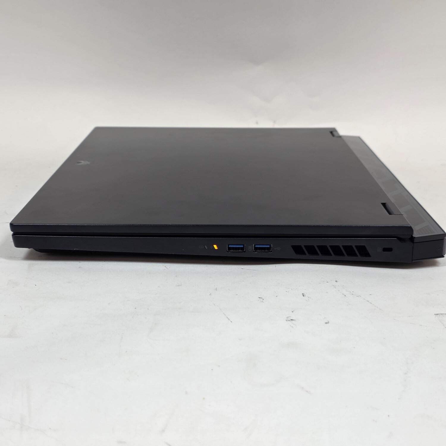 Acer Predator Helios 18 i7-13700HX 2.1GHz 16GB RAM 1TB SSD GeForce RTX 4060