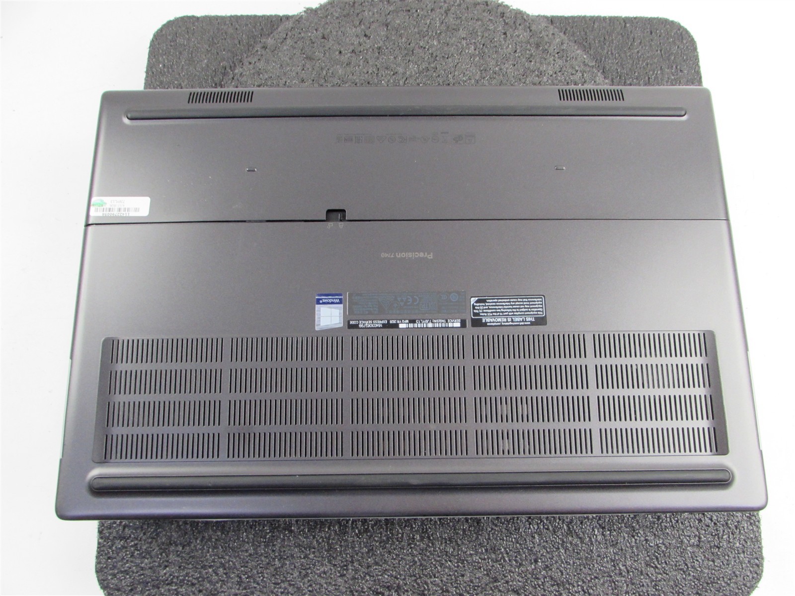 DELL PRECISION 7740 17.3″ I7-9750H NO SSD 64GB RAM NVIDIA RTX 4000 NO O.S/BATT
