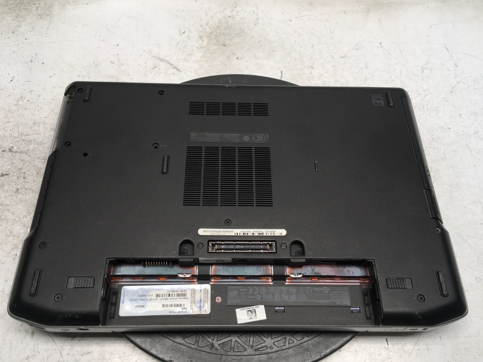 Dell Latitude E6420 Intel i3-2330M 2.2GHz 4 GB NO HDD