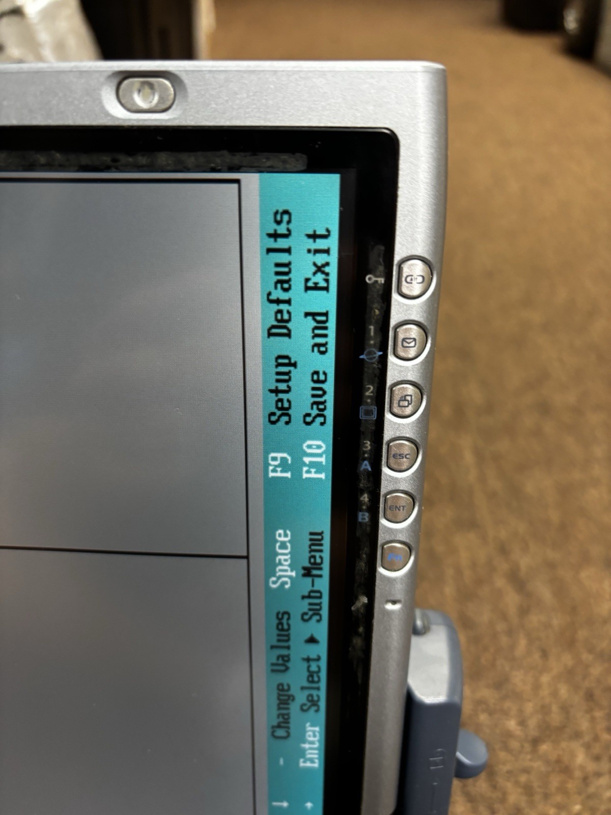 Fujitsu Stylistic ST Series ST5030D Tablet Windows XP Tablet Edition Laptop PC