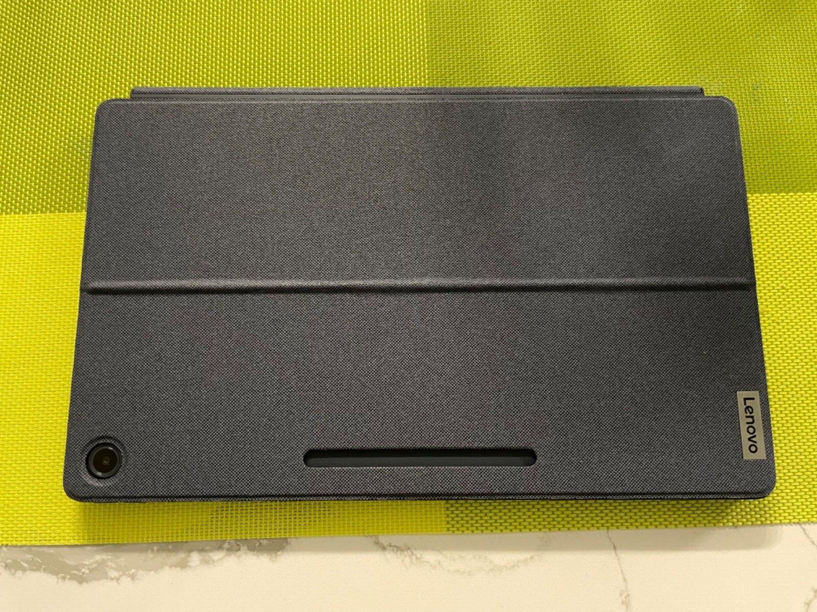 Lenovo Slim 3 Chromebook 14″ Touch (64GB eMMC, MediaTek Kompanio 500 Series,…
