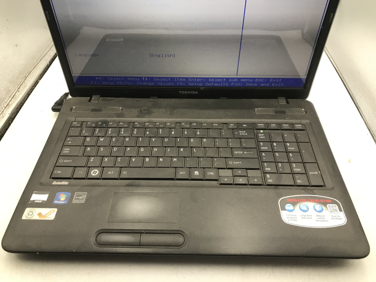 TOSHIBA SATELLITE C675D S7109 – BOOTS TO BIOS – AMD E 300 – NO RAM -READ DESC-BB