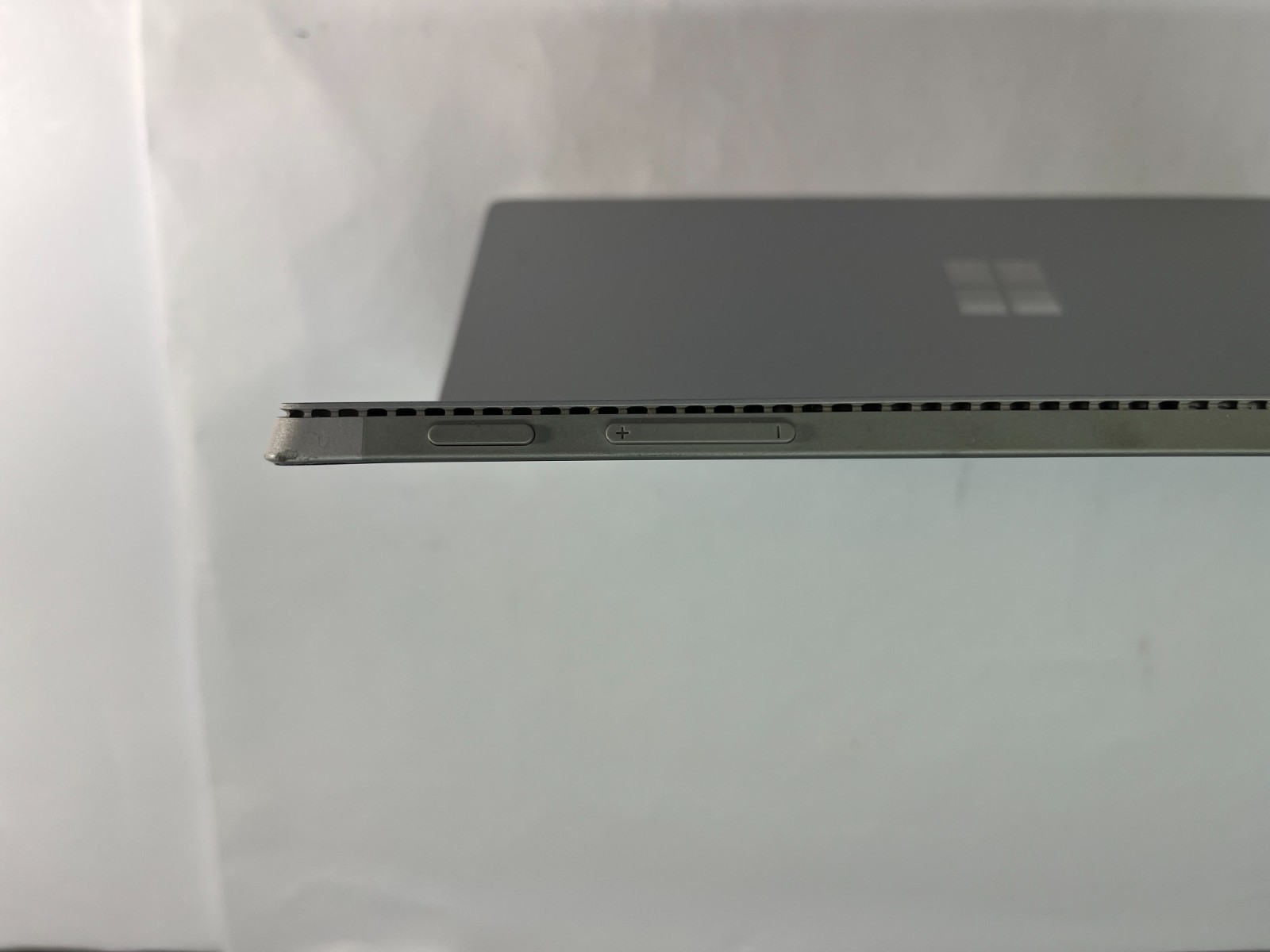 Microsoft Surface Pro 4 (1724) M3-6Y30 4GB RAM, 128GB SSD, WIN PRO 11 LOT OF 3