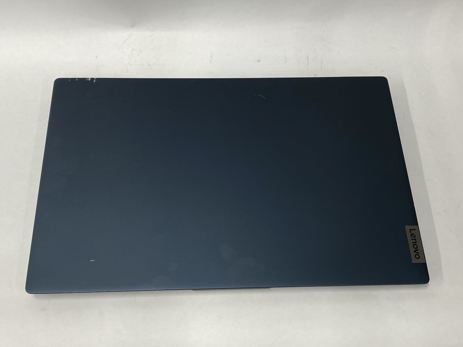 Lenovo IdeaPad 5 15ITL05 – Touch FHD – i7-1165G7 – No SSD/No OS – READ