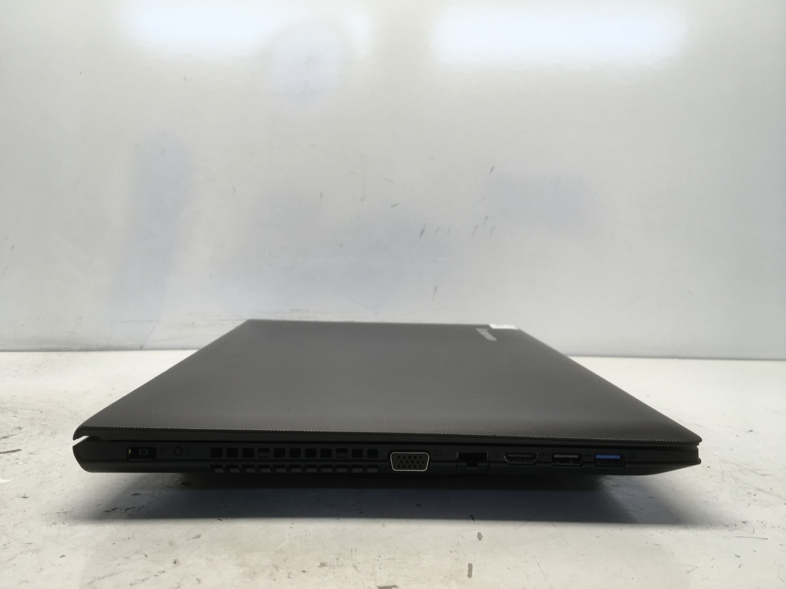 Lenovo G50-45 AMD A8-6410 2GHz 6 GB NO HDD No Batt