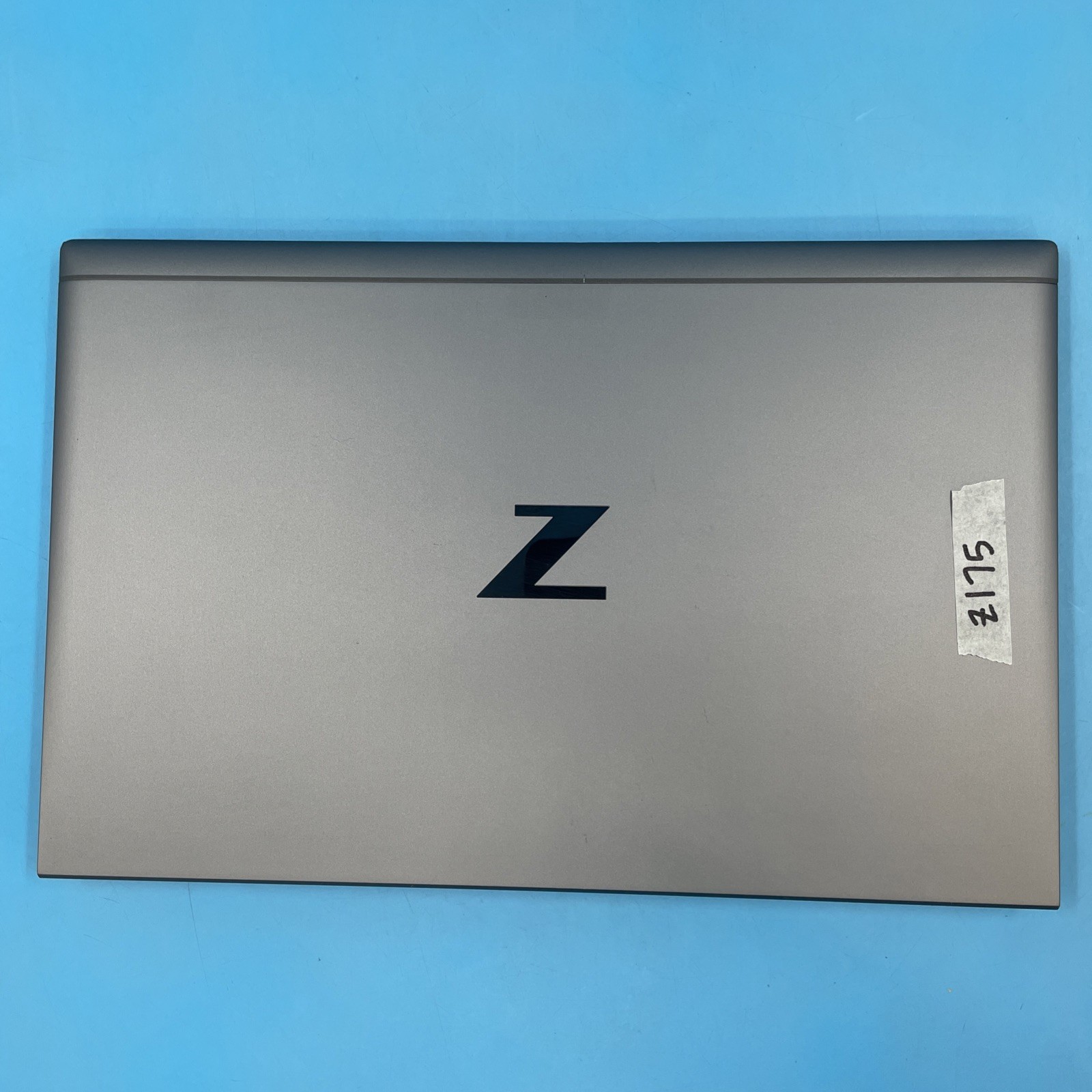 HP ZBook Firefly G8 | i7-1185G7 | 16GB RAM | 512GB SSD | WIN 11 PRO | 72% BATT