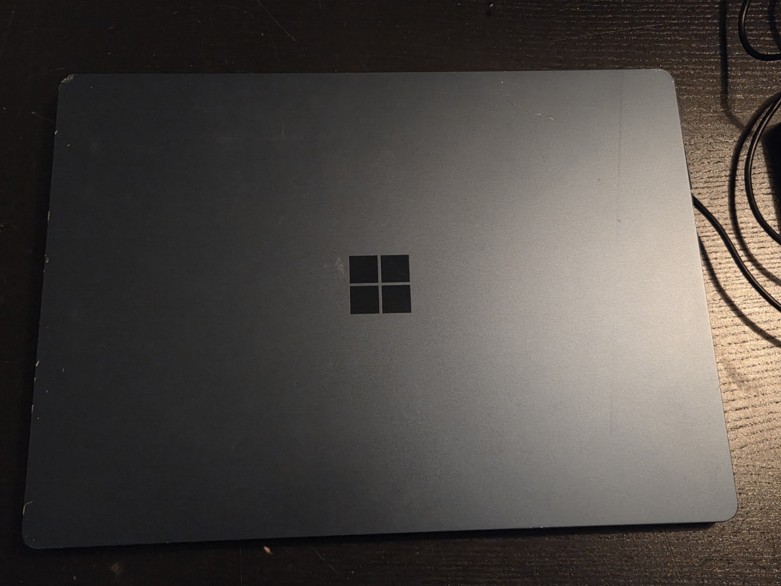 Microsoft Surface Laptop 3 1867 13.5″ i5-1035G7 1.5GHz 8GB RAM 128GB W/Charger