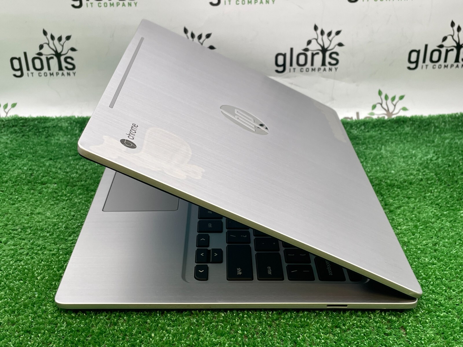 Used HP Chromebook 13 G1 Laptop Intel m7-6Y75 1.20GHz / 16GB RAM / 32GB SSD NT