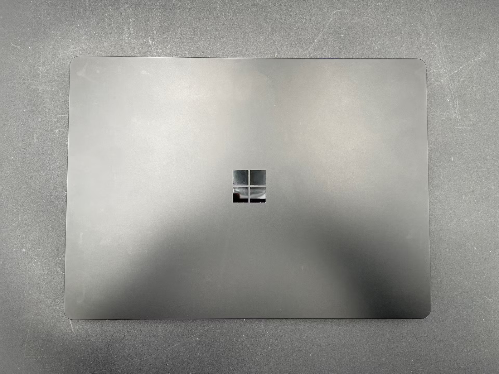 Microsoft Surface Laptop 3 Used 13.5″ (i7-1065G7-16GB-256GB NVMe)