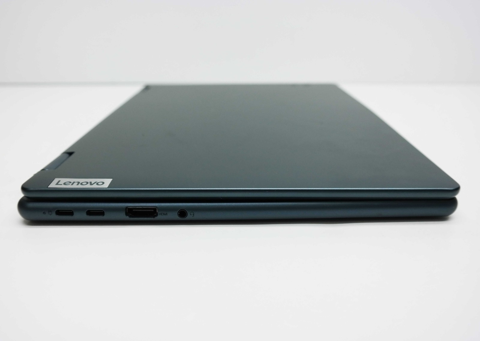 Lenovo Yoga 6 13ABR8 13.3” Ryzen 5 7530U 8GB 256GB SSD