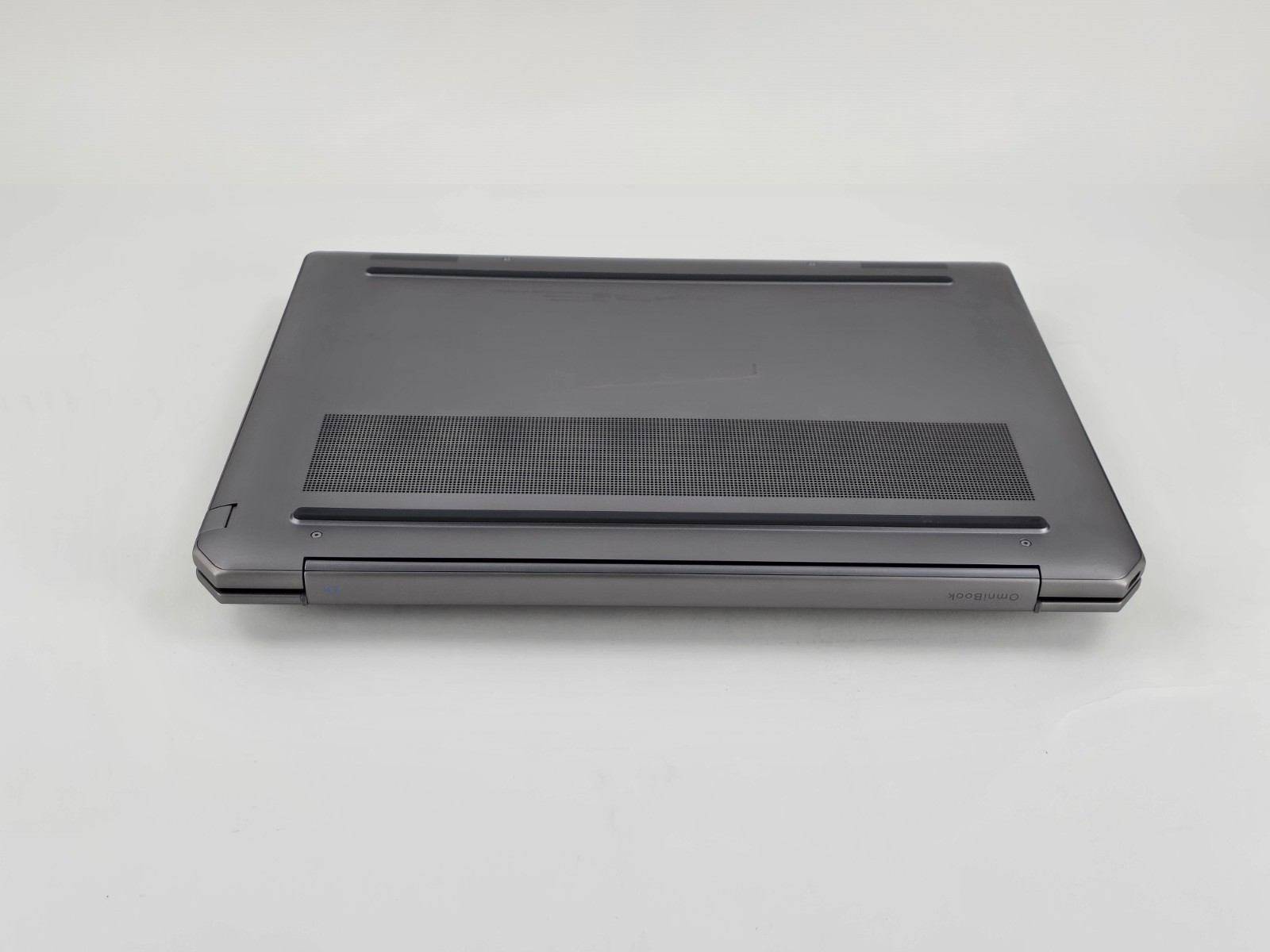 HP OmniBook Ultra 14″ 2.2K Touch, AMD Ryzen AI 9 365, 32GB RAM, 1TB SSD – Good