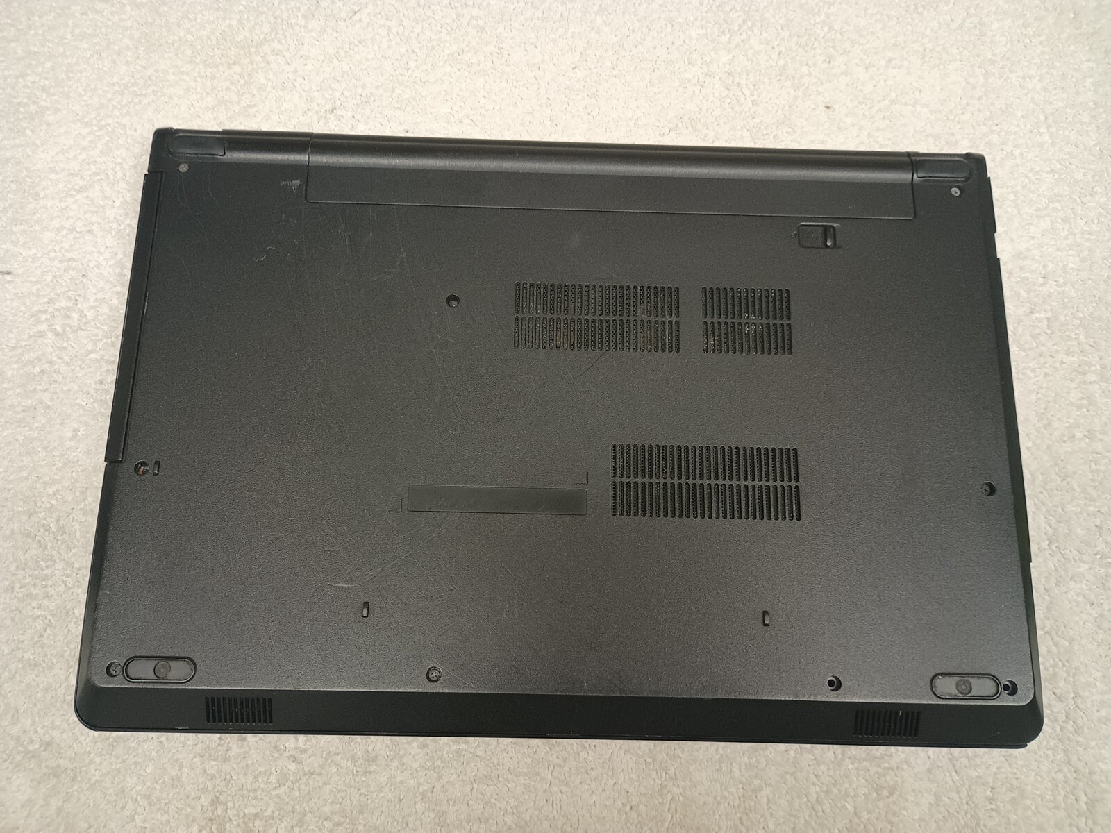 Dell Inspiron 15-3565 AMD A6-9200 R4 5 Cores (2C+3G) @ 2.0 GHz (No HDD No Ram)