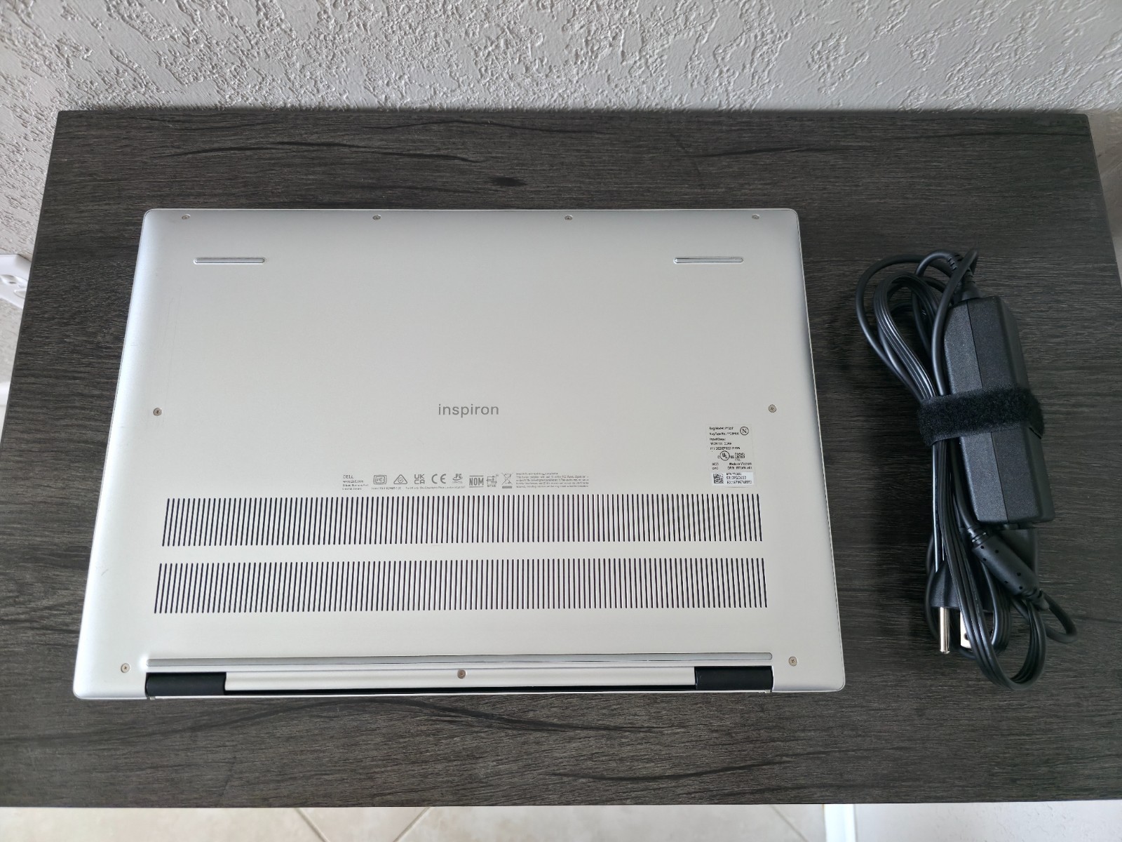 Dell Inspiron 16″ 5635 Laptop Ryzen 7-7730U 16GB 1TB SSD Windows 11 Home