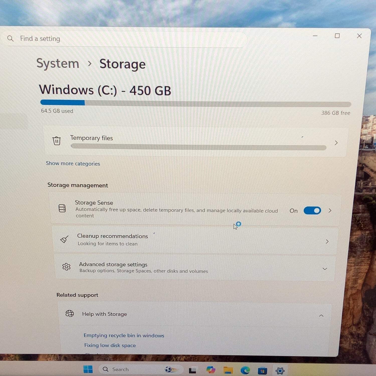 MSI Venture 16 AI A1MTG-048US 16″ Core Ultra 5 125H 3.6GHz 16GB RAM 512GB SSD