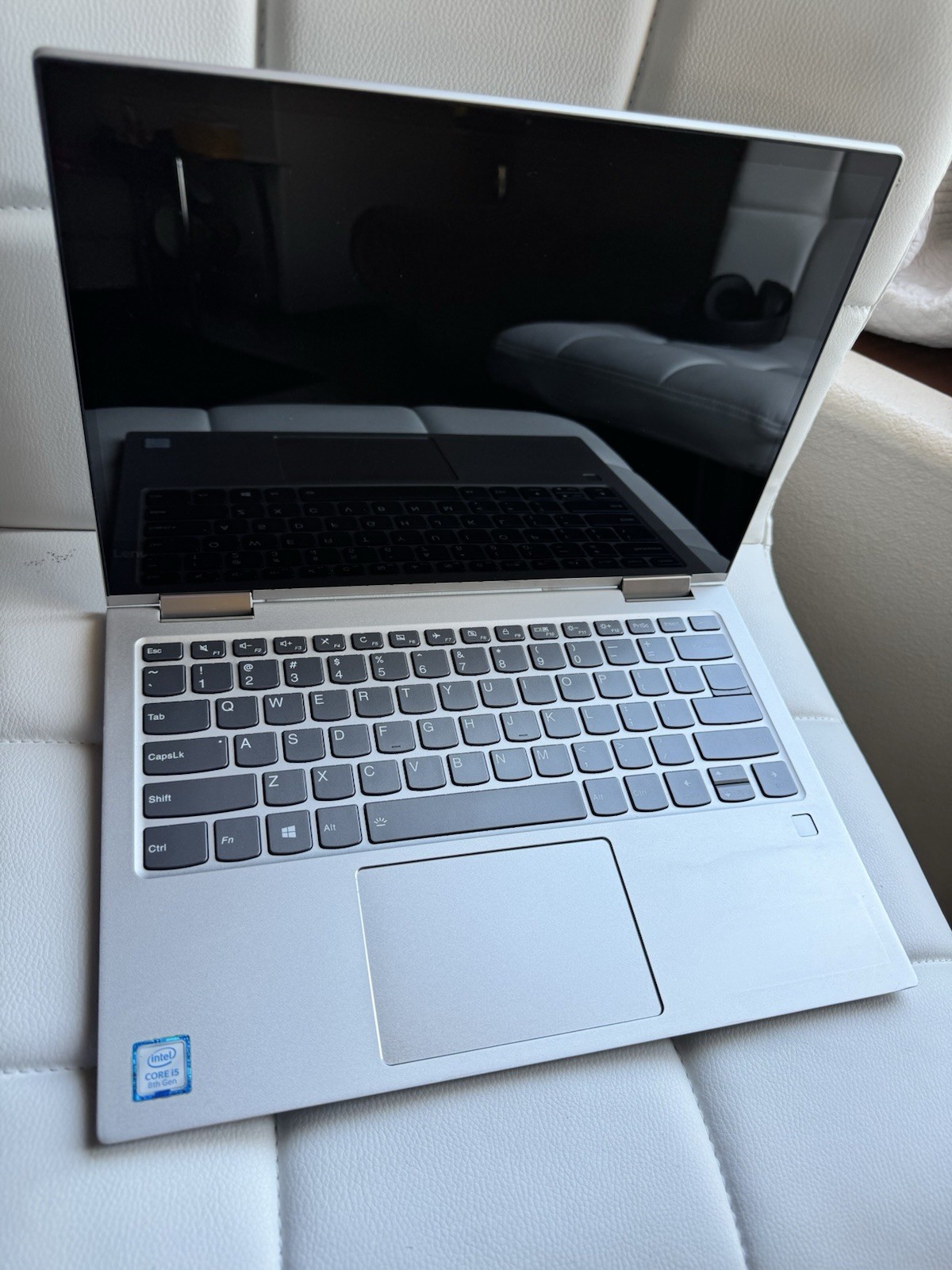 Lenovo YOGA 730-13IKB 81CT Core i5-8250U @1.6GHz 8GB Ram 256GB SSD Not Touch Scr