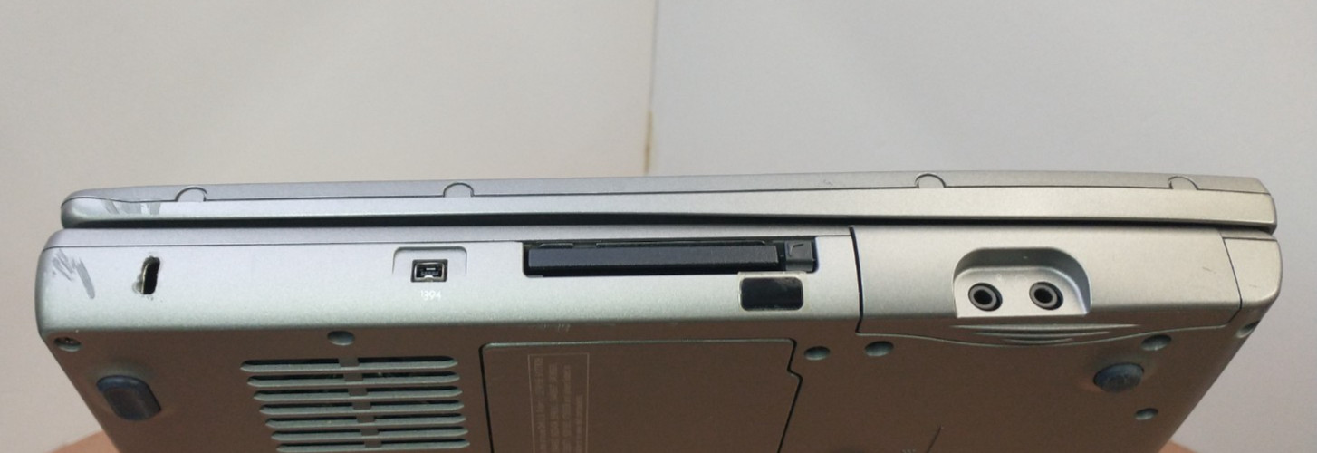 Dell 15″ XGA D510 Linux Pre-Installed AntiX / Parallel+Serial+Ethernet+WIFI+USB