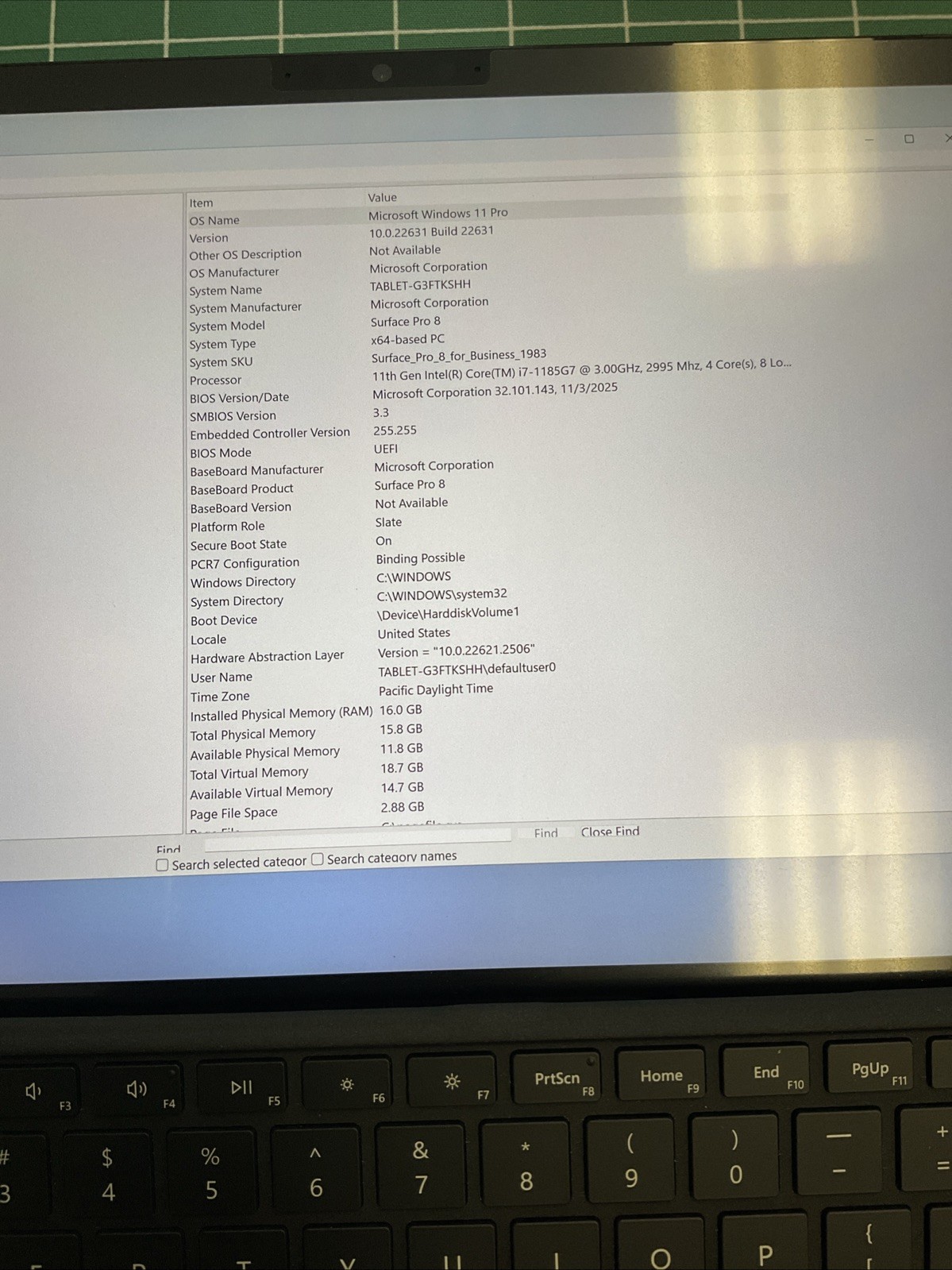 Microsoft Surface Pro 8 13” (512GB SSD Intel Core i7-1185G7 16GB RAM)