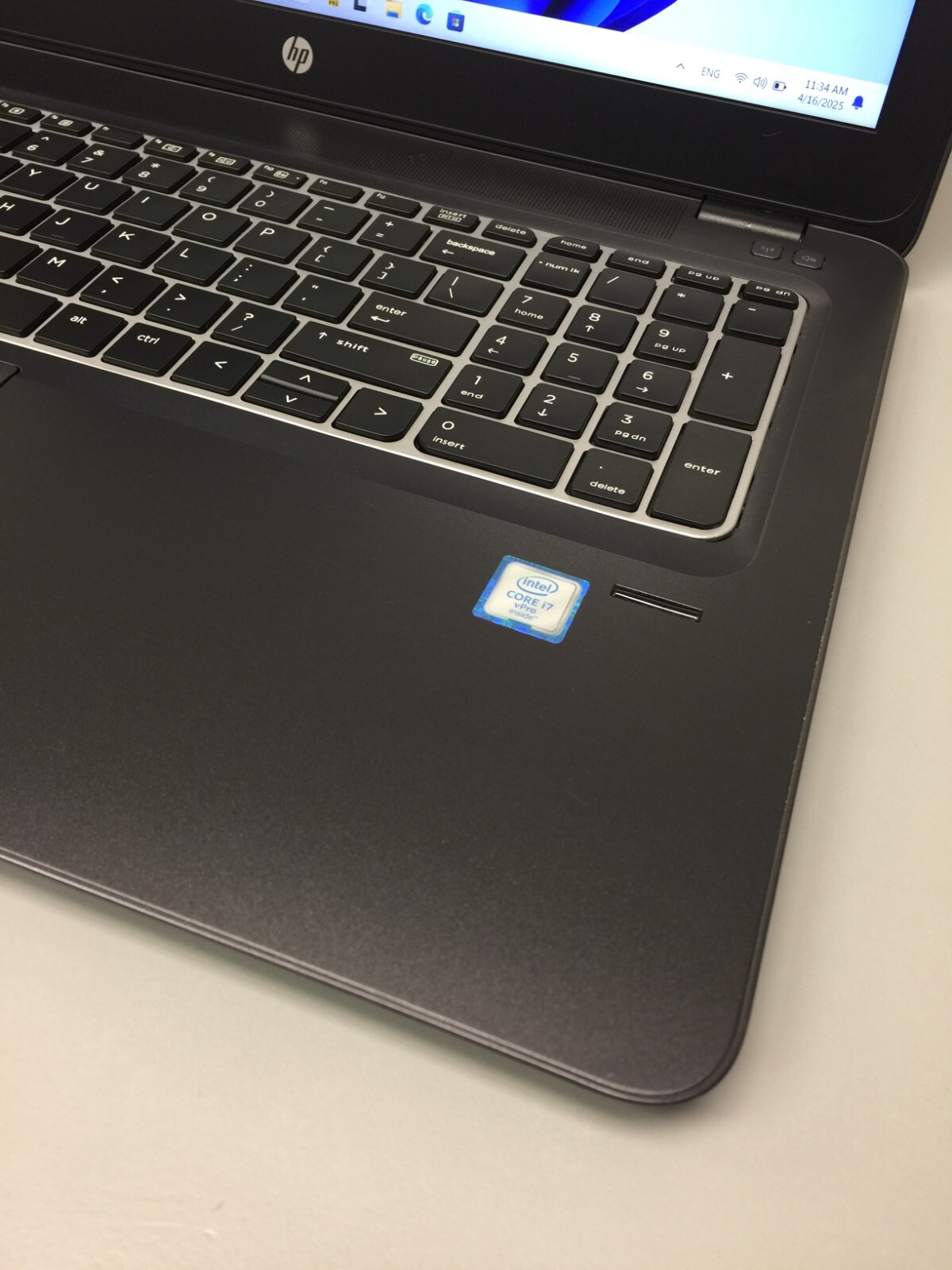HP ZBook 15u G3 – 15.6″ Core i7 6th gen 2.60GHz 8GB RAM 256 GB SSD WIN 11 PRO