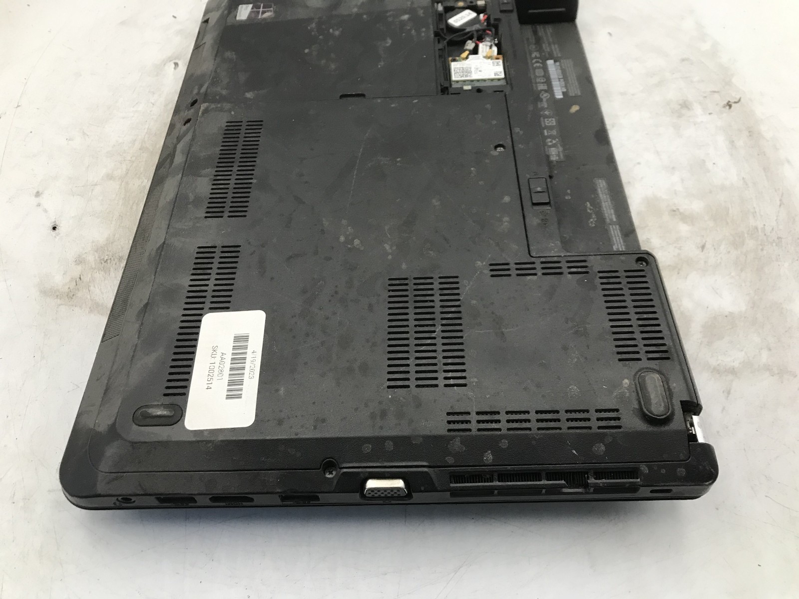 LENOVO THINKPAD E440 -FOR PARTS/MISSING PARTS- INTEL I3 4TH GEN – NO RAM-READ-BB