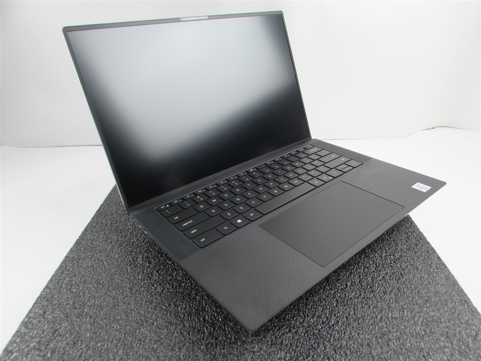 DELL PRECISION 5550 1920X1200 FHD I7-10850H 1TB 32GB RAM T1000 WIN 11 NO BATT