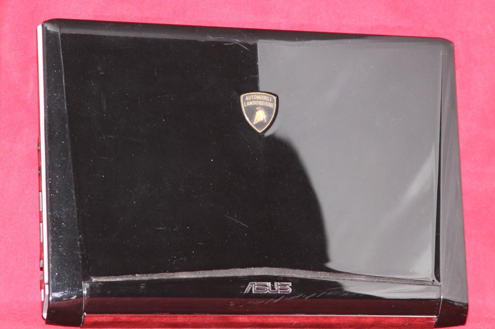 Netbook, ASUS Lamborghini Eee PC, VX6S, Intel Atom D2700, 4GB, 12.1”