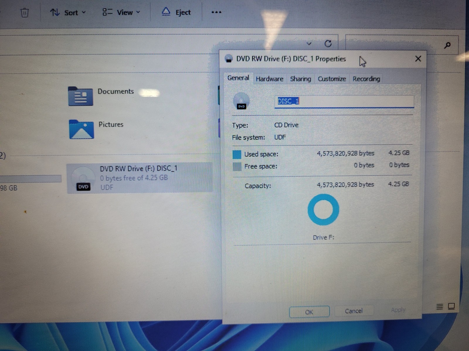 Hp pavilion 17 17.3″amd A10-5745m 2.1ghz 6gb ram 700gb hdd charger 5CD42940KL