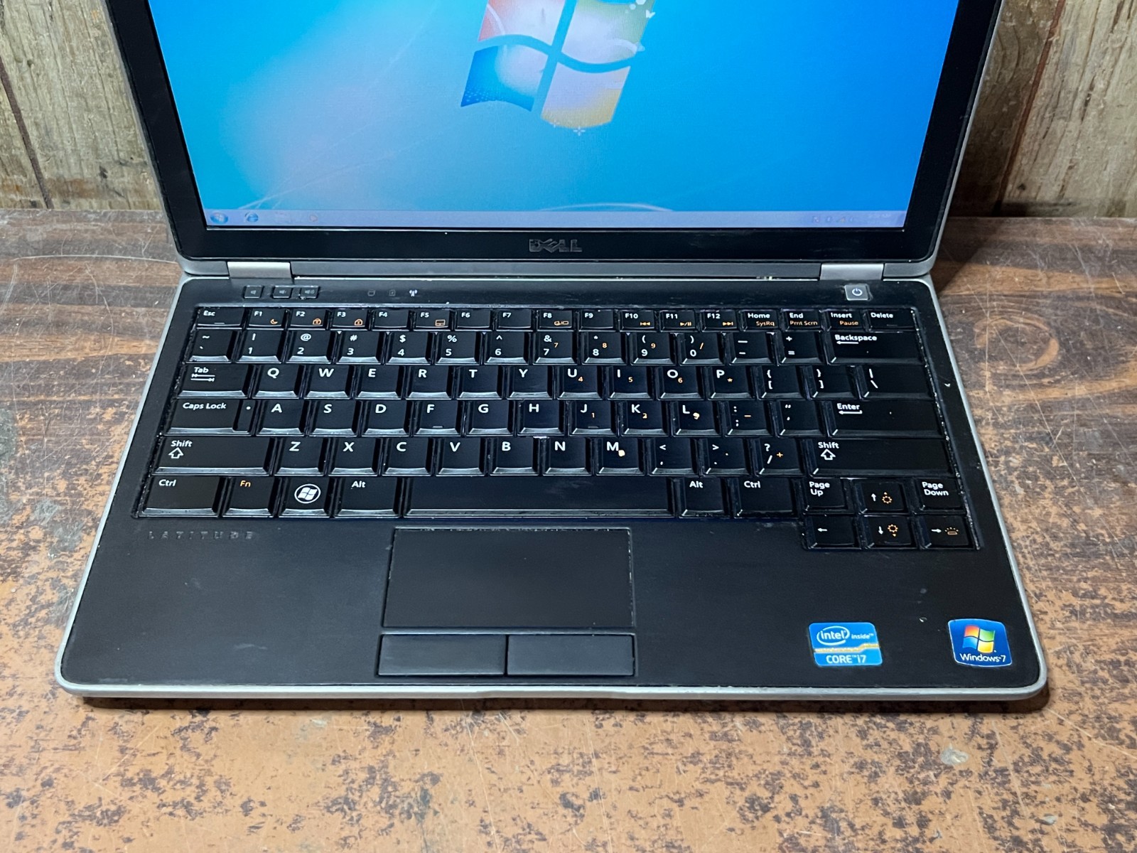 Dell Latitude E6220 12.5″ Windows 7 Pro Laptop i7 CPU 8GB 128GB SSD Webcam HDMI