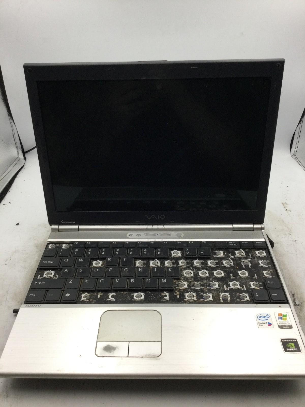SONY VAIO VGN SZ340 – FOR PARTS/NO POWER – INTEL CENTRINO – 256MB RAM – READ -BB