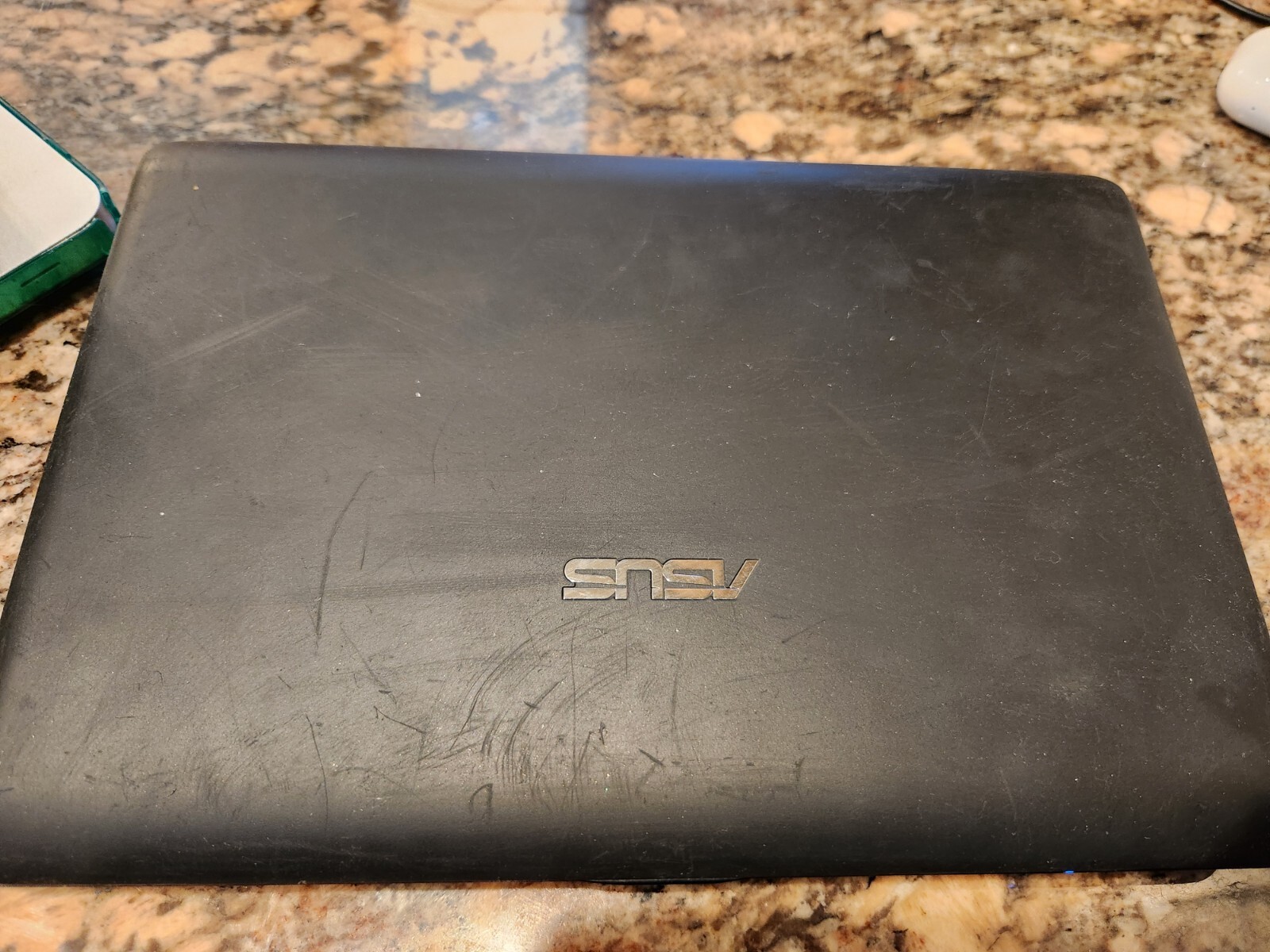 ASUS Eee PC 1005PEB