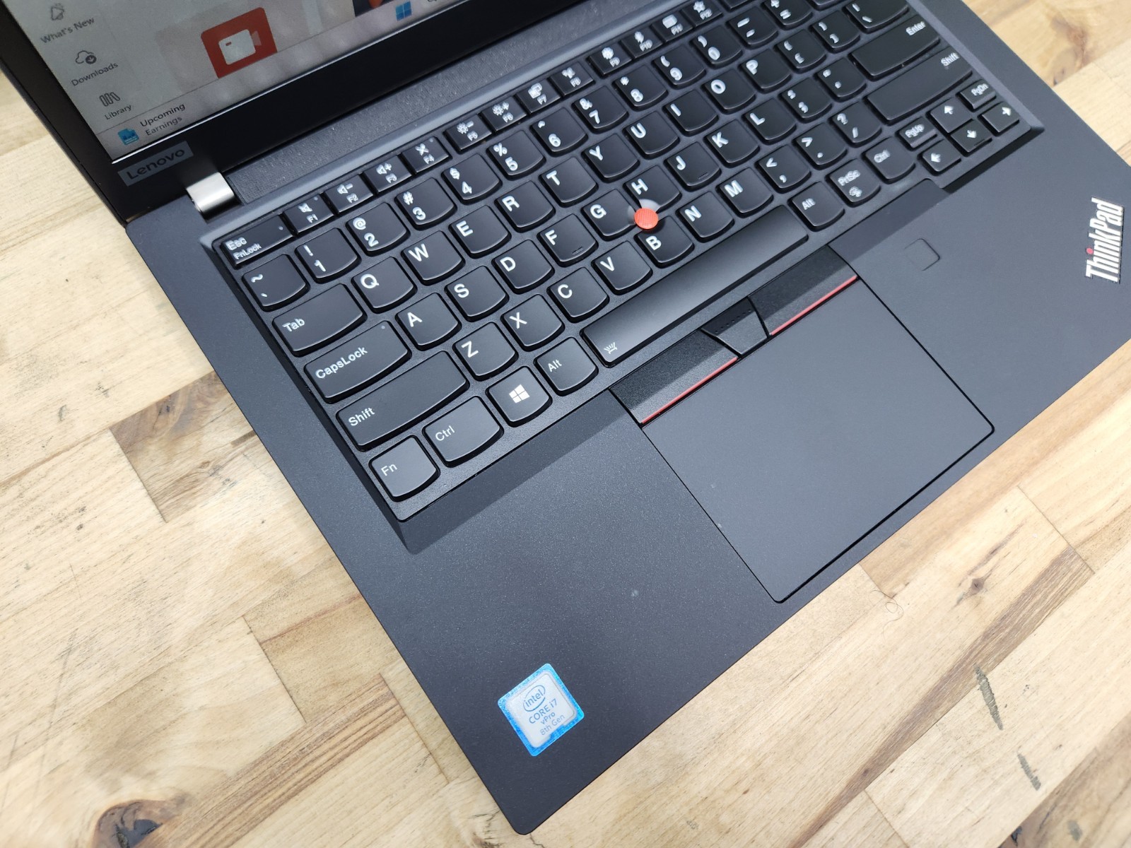 Lenovo ThinkPad P43s 14″ FHD i7-8665U 16GB 256GB SSD Quadro P520 Window 11 Pro ~