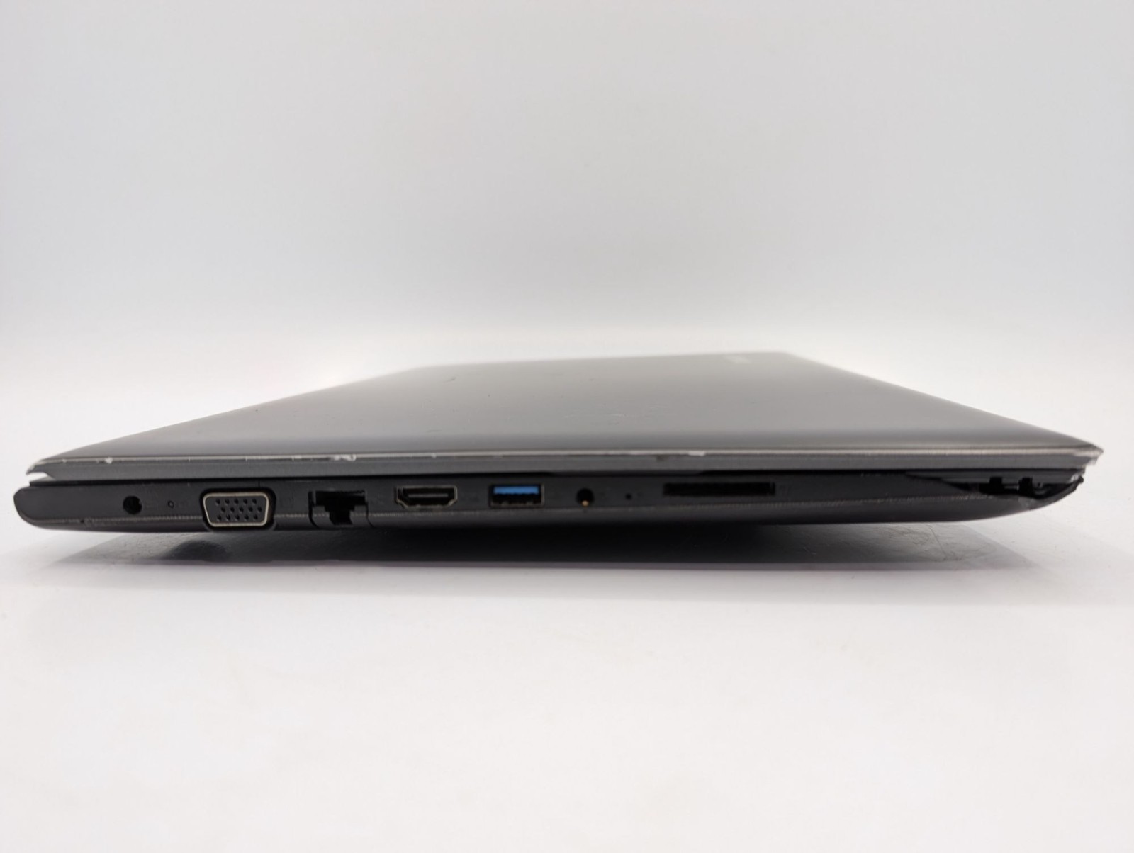 Lenovo IdeaPad 310-15IKB 15.6″ Display Intel Core i7-7500U 4GB RAM Black Laptop