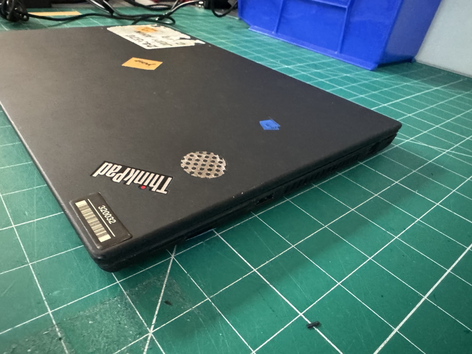 Lenovo ThinkPad T14 Gen 2 14″ i7-1155G7 3.0GHz 16GB RAM (NO SSD,AC,OS)