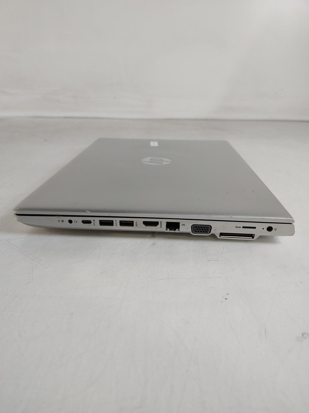 HP ProBook 650 G5 Core i5-8365U 1.60 GHz 16 GB DDR4 No HDD