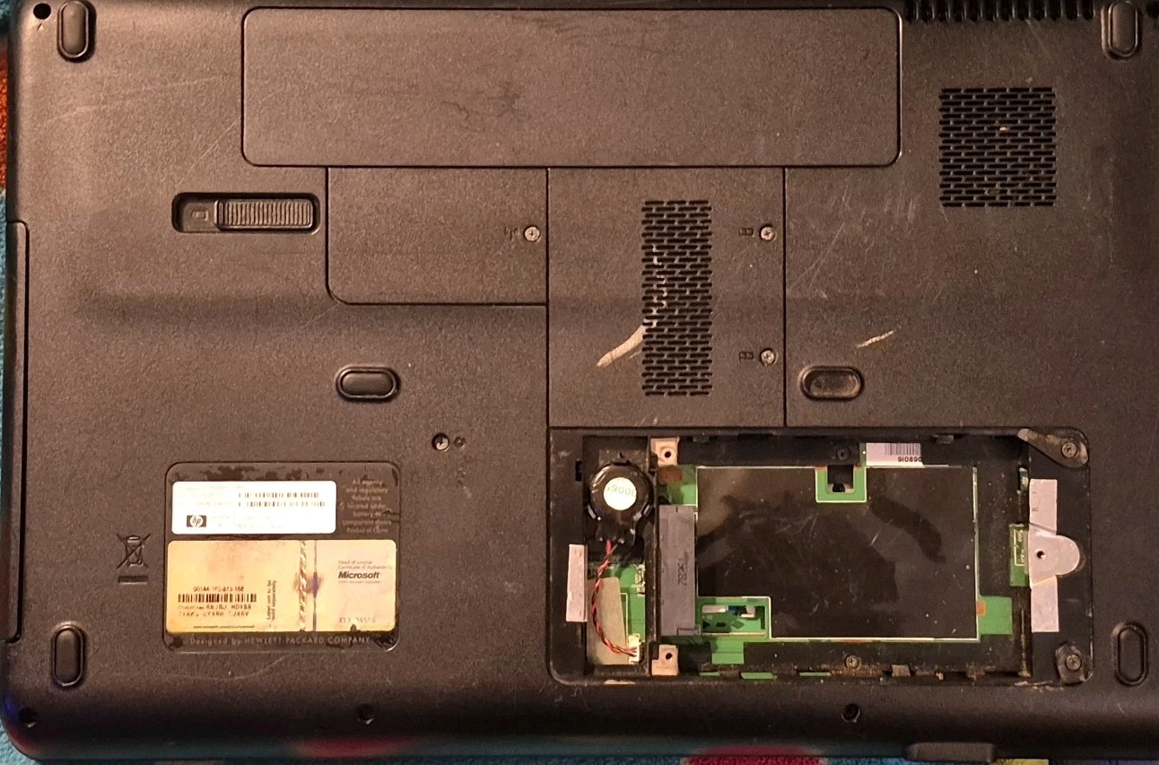 [Parts/Powers On] Compaq Presario CQ60-120EG No Power Supply. No Hard-Drive USA