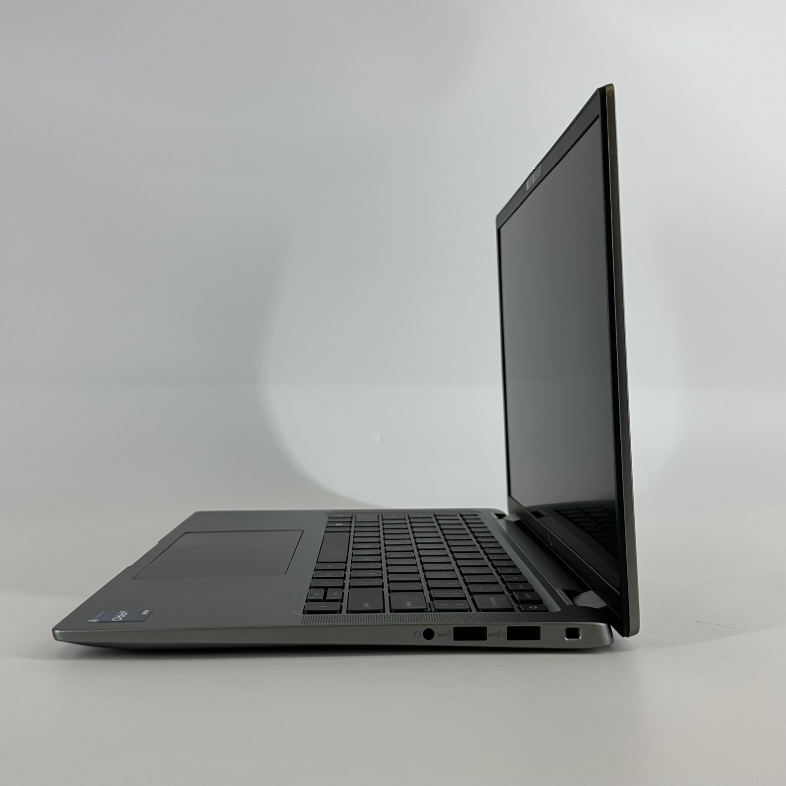 Dell Latitude 7440 14 Gray QHD+ TOUCH 1.8 GHz i7-1365U 32GB 512GB SSD Excellent