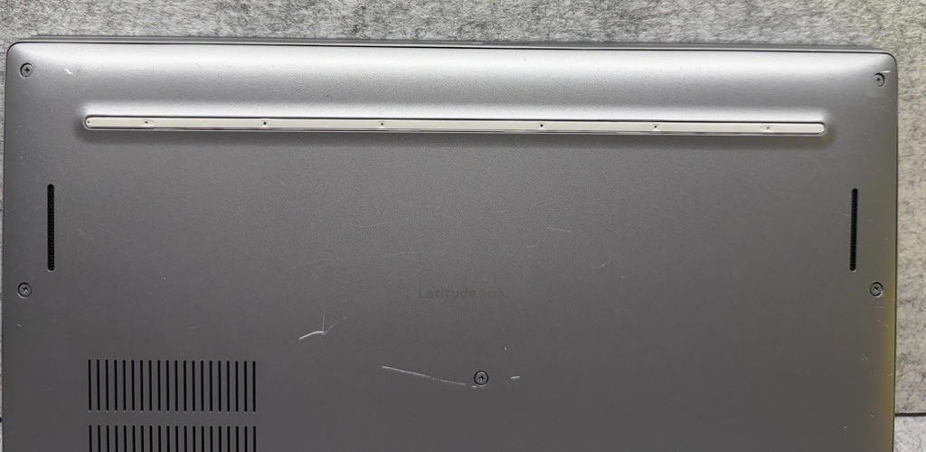Dell Latitude 7420 14″4K UHD i7 1165G7 @ 2.80GHz 16GB 512GB NVMe Windows 11 Home