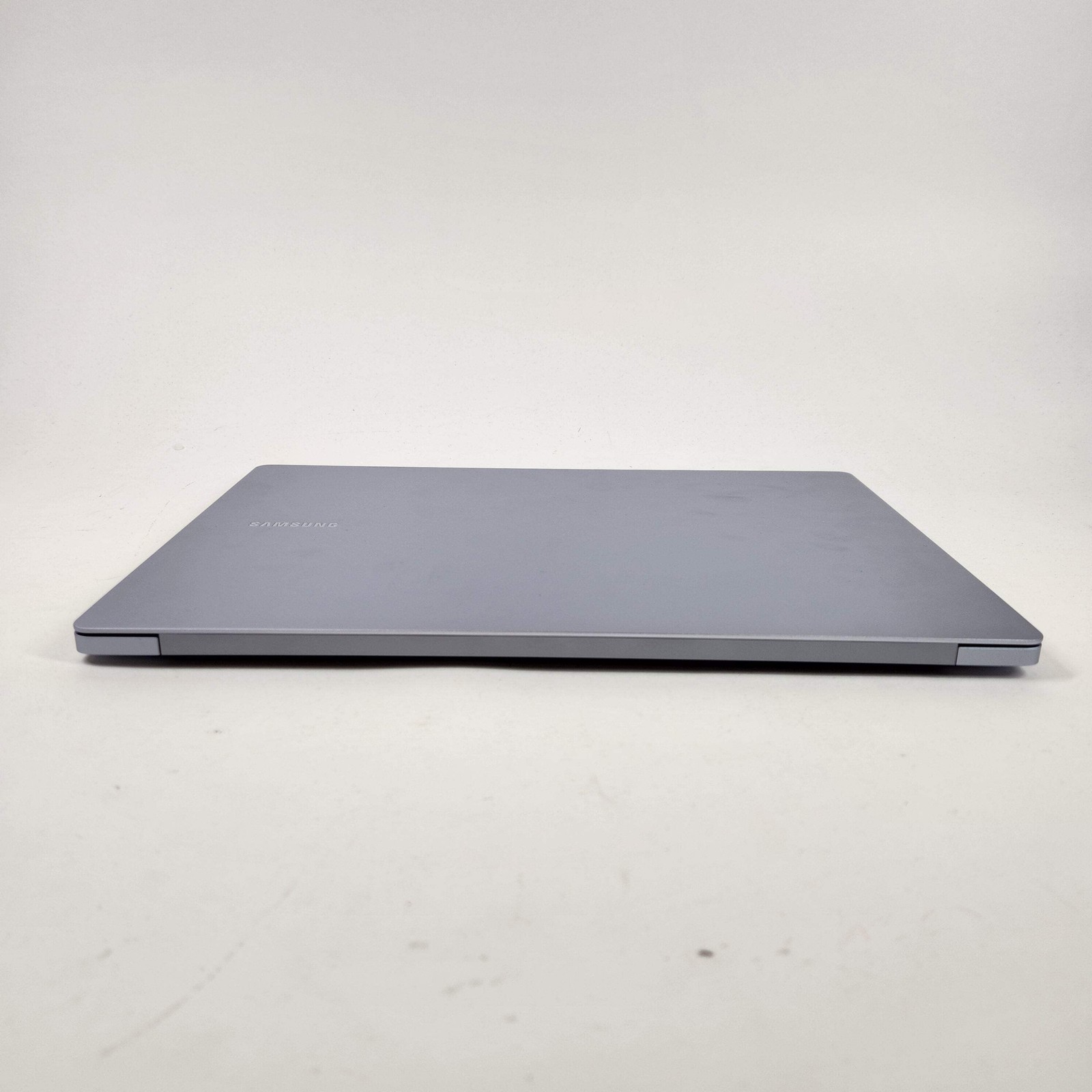 Samsung Galaxy Book4 Edge NP940XMA 16″ Snapdragon X Elite 3.4GHz 16GB RAM 512GB