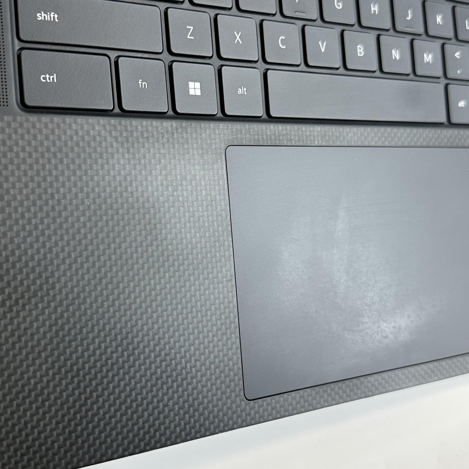 Dell XPS 15 9520 FHD+ 2.3GHz i7-12700H 64GB 512GB SSD RTX 3050 Ti Good LCD BLEED
