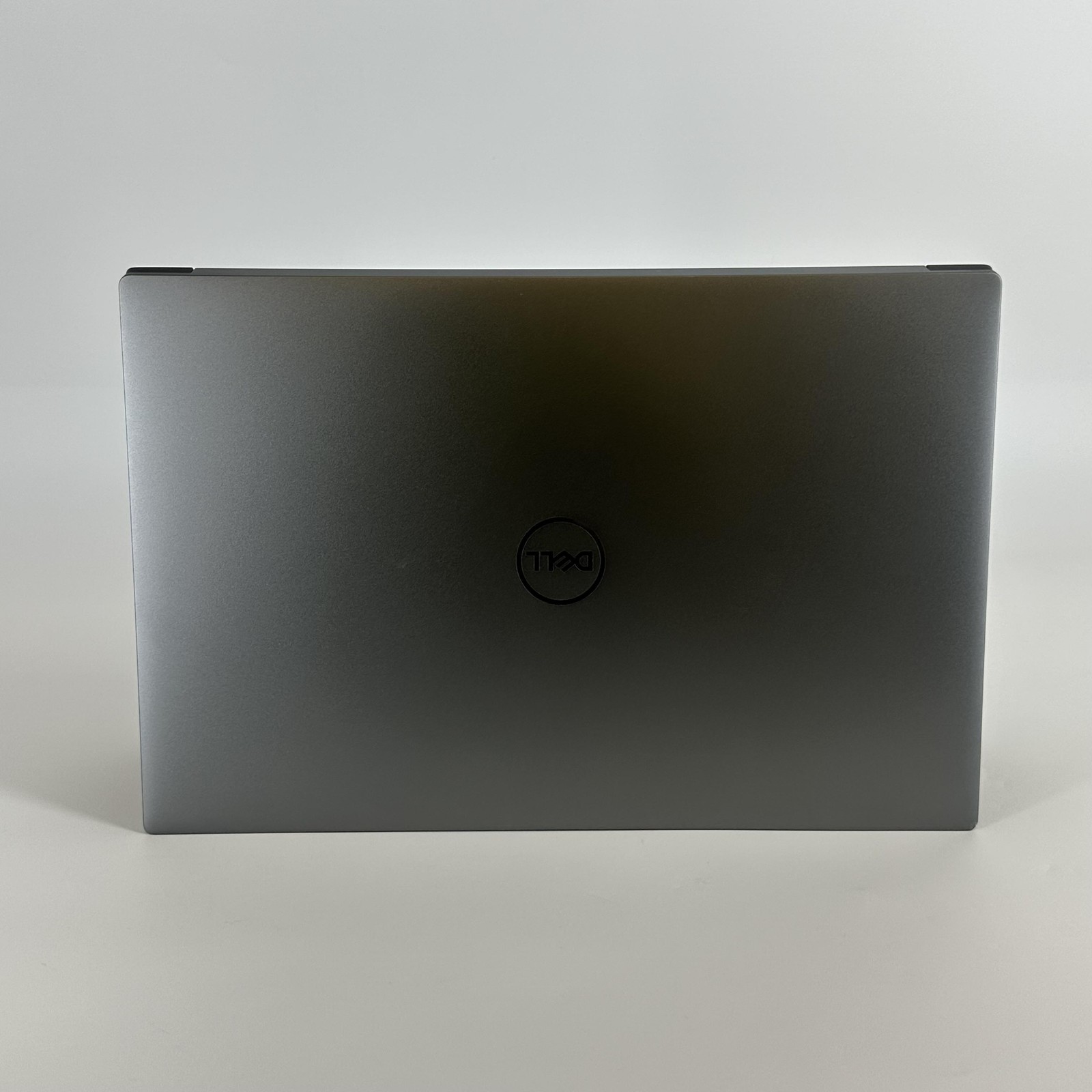 Dell Precision 5570 15.6 FHD+ 2.5GHz i9-12900H 8GB 512GB SSD RTX A2000 Very Good