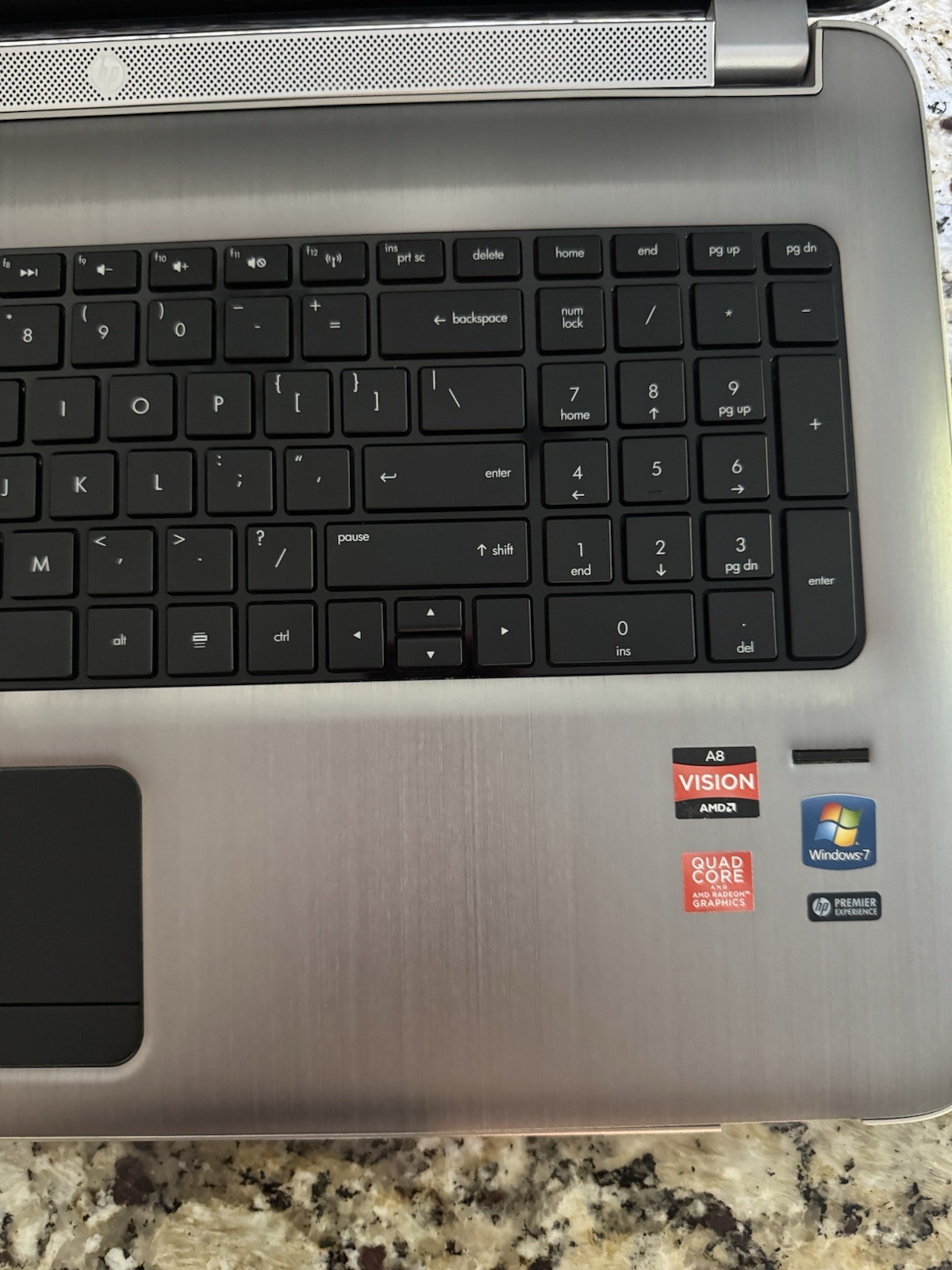 HP DV7- 6c23ci 17.3″ Notebook 6GB RAM AMD A8-3520M with Radeon HD 1.60GHz