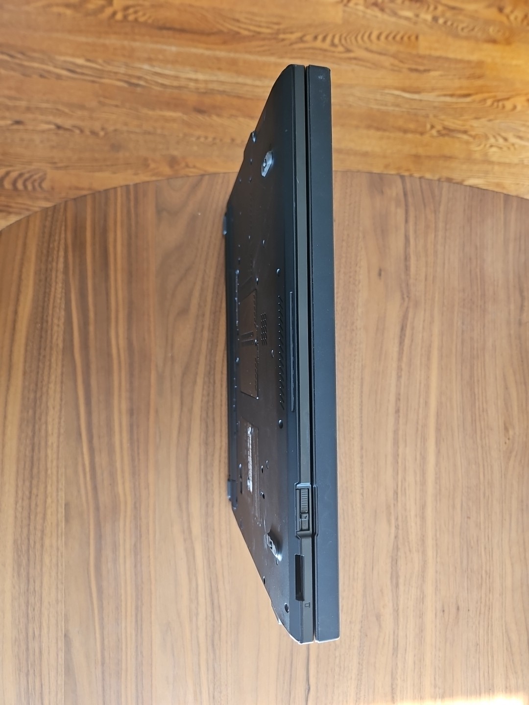 Lenovo ThinkPad T410 i5-M540 14″ 4gb/320gb HDD. Win XP pro. Ready To Use.