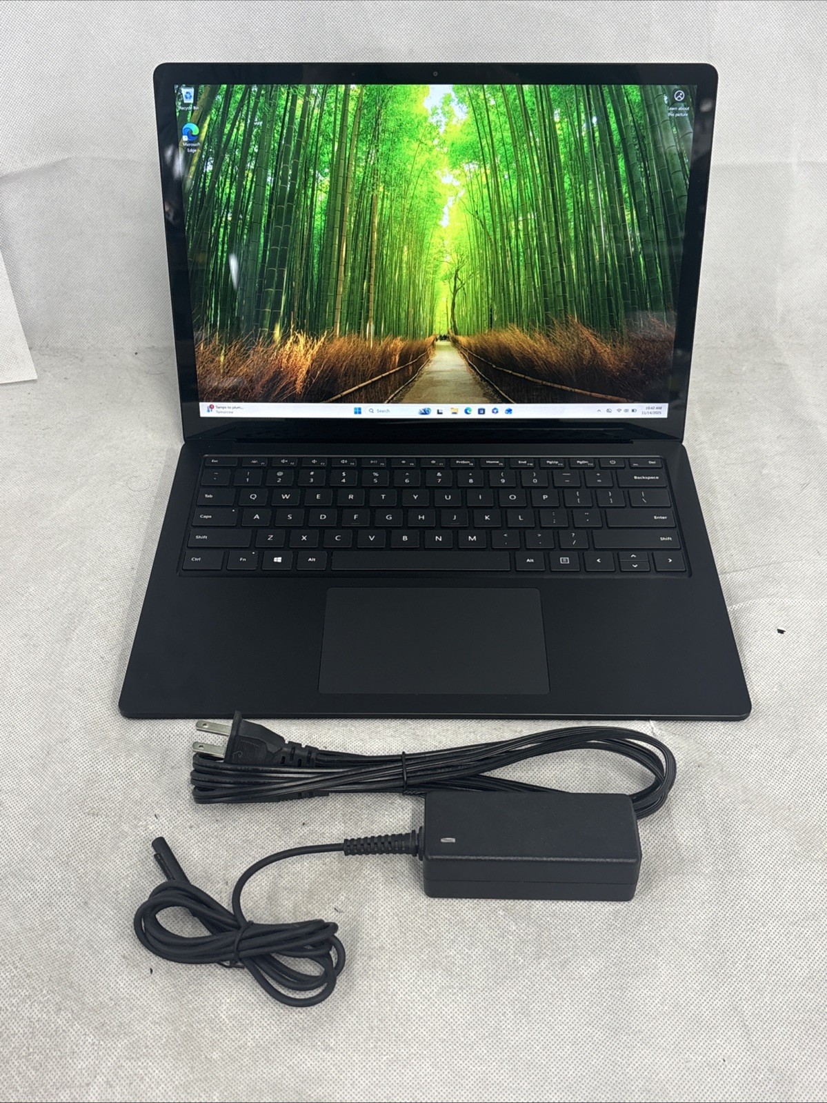 Microsoft Surface Laptop 4 13.5” (512GB, Intel i7-11th, 16GB RAM) Black